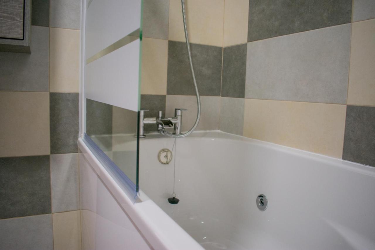 Apartamentos Cerezo La Codosera Bagian luar foto